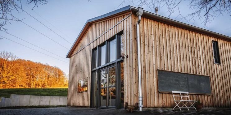 Schornsteintechnik Manzek - Neues Kaminstudio Velbert - Außen Schornsteintechnik Manzek - Neues Kaminstudio Velbert - Außen